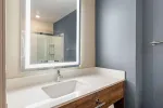 Studio Suite - 1 Queen Bed