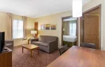 2 Bedroom Suite - 2 Queen Beds