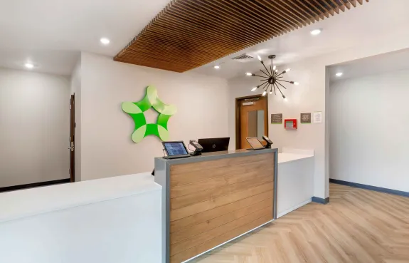 Lobby and Guest Check-in