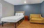 Deluxe Studio - 1 Full Bed