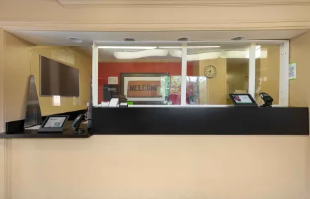Lobby and Guest Check-in