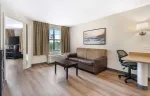 1 Bedroom Suite - 1 King Bed