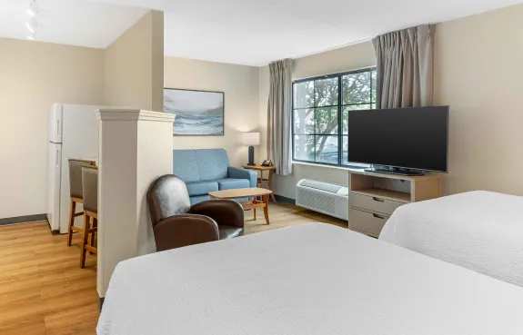 Deluxe Studio - 2 Full Beds