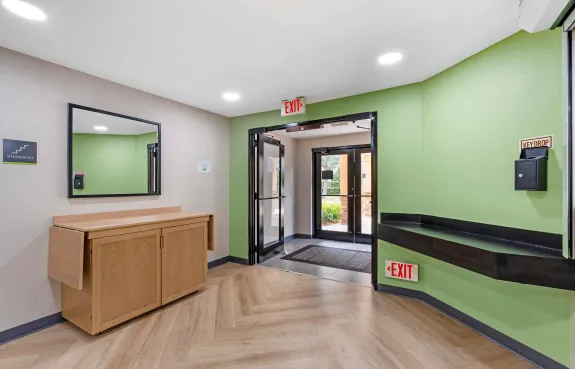 Lobby and Guest Check-in