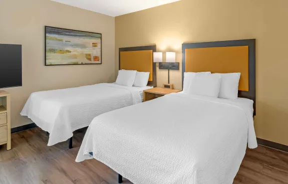Deluxe Studio - 2 Full Beds