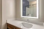 Studio Suite - 1 Queen Bed